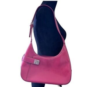 Apt 9 Pink Purse. Silver Buckle. Great Spring Bag.